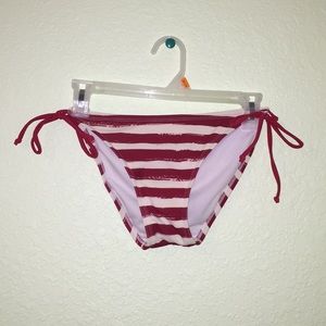 *patriotic bikini bottoms*